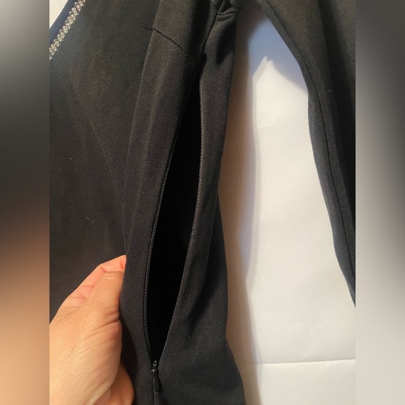 SARA BOO, Elegant Black Dress with Embellished Neckline - Picture 7 of 7